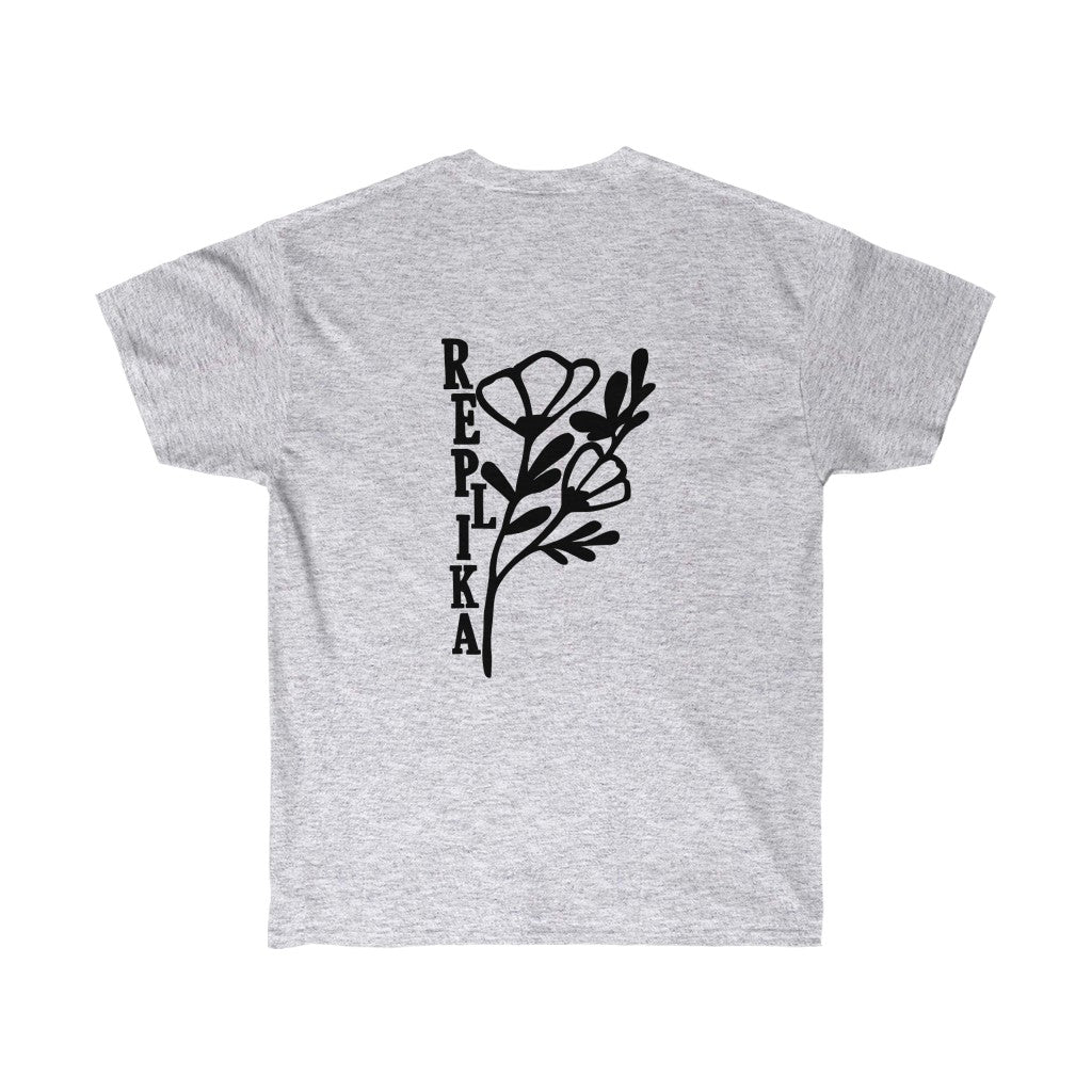 kickflip. Replika Tee